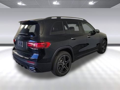 New 2024 Mercedes-Benz GLB 250 image 5