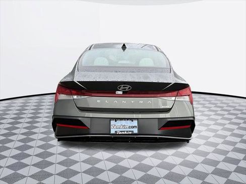 New 2026 Hyundai Elantra Limited FWD image 6