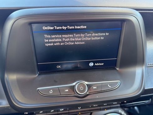 Used 2020 Chevrolet Camaro LT image 3