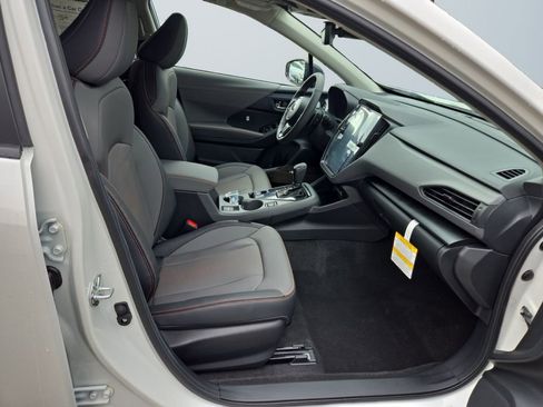 Certified 2025 Subaru Crosstrek 2.5i Limited w/ Crosstrek Mirror Package image 15