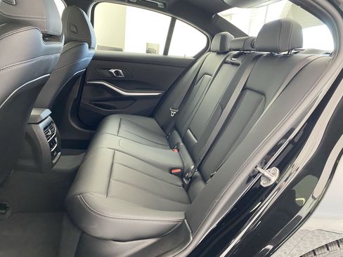 Used 2025 BMW 330i xDrive Sedan w/ Convenience Package AWD/4WD image 13