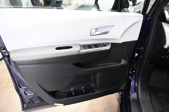 New 2026 Toyota Sienna XLE AWD/4WD image 28
