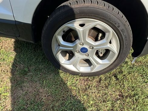 Used 2021 Ford EcoSport SE w/ SE Appearance Package image 9