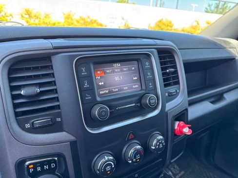 Used 2021 RAM 1500 Tradesman w/ Chrome Appearance Group AWD/4WD image 5