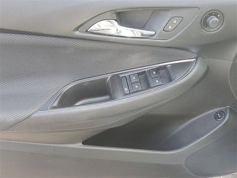 Certified 2017 Chevrolet Cruze LT w/ Convenience Package image 14