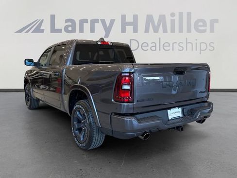New 2026 RAM 1500 Big Horn AWD/4WD image 3