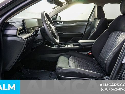 Used 2025 Kia K5 LXS FWD image 16