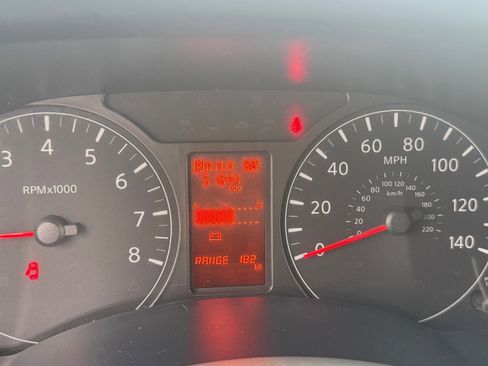 Used 2021 Nissan NV 3500 SL image 21