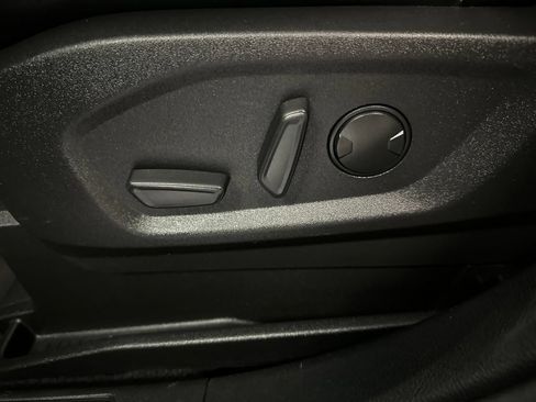 Used 2024 Ford Edge SEL AWD/4WD image 19
