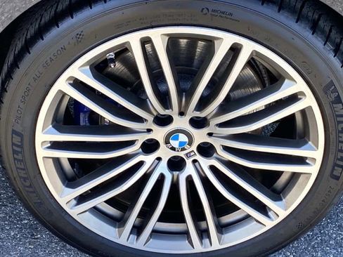 Used 2019 BMW M550i xDrive AWD/4WD image 28