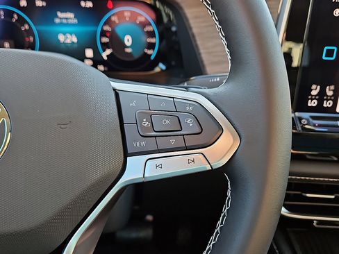 New 2026 Volkswagen Atlas SEL image 19