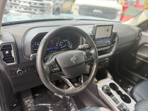 Certified 2023 Ford Bronco Sport Outer Banks AWD/4WD image 14