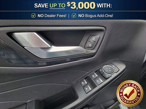 Used 2025 Ford Escape ST-Line image 16