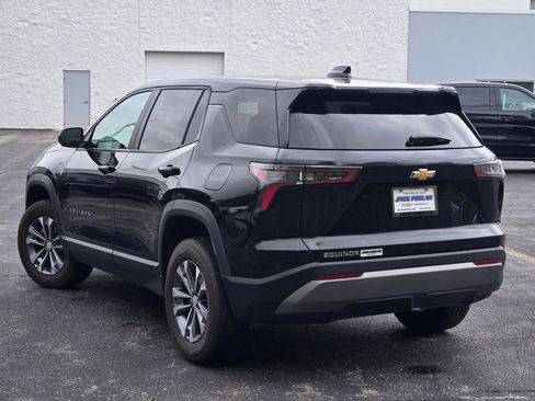Certified 2025 Chevrolet Equinox LT FWD image 14