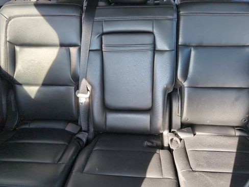 Used 2023 Ford Explorer XLT w/ Equipment Group 202A image 25