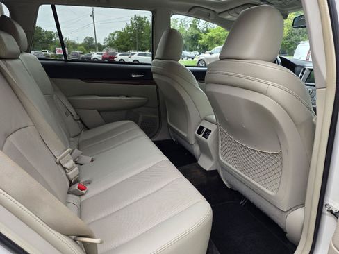 Used 2014 Subaru Outback 2.5i Limited AWD/4WD image 13