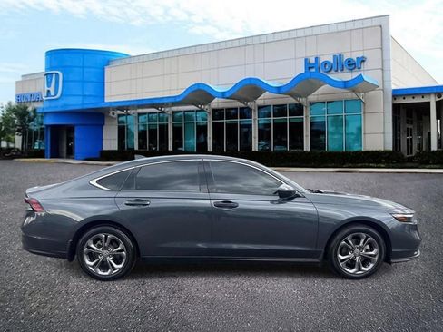 Used 2023 Honda Accord EX image 2