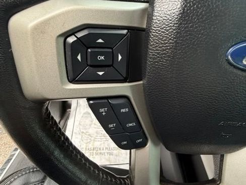 Used 2019 Ford F350 Lariat w/ Lariat Ultimate Package AWD/4WD image 13