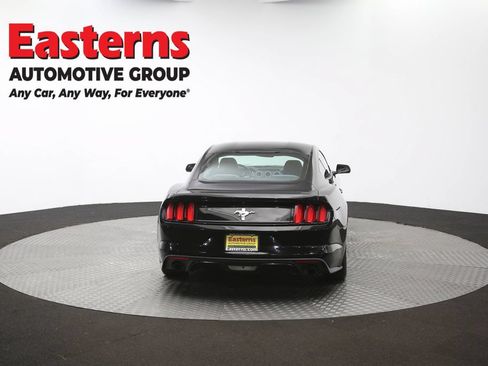 Used 2017 Ford Mustang Coupe RWD image 34