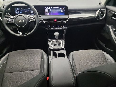 Used 2024 Kia Seltos S AWD/4WD image 22