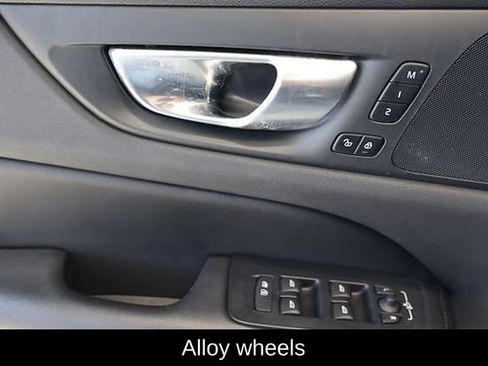 Used 2024 Volvo S60 B5 Plus image 18