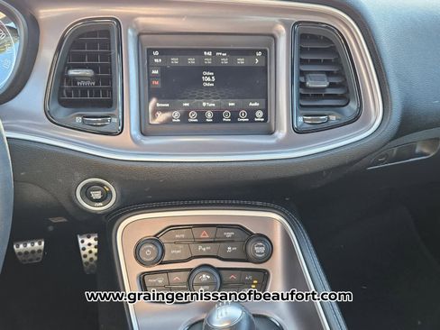 Used 2022 Dodge Challenger R/T image 7