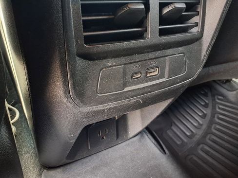 Used 2024 GMC Canyon Elevation w/ Convenience Package image 26