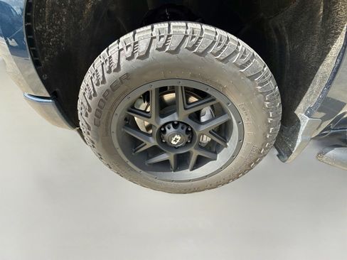 Used 2023 Chevrolet Silverado 1500 RST w/ RST All Star Premium Package AWD/4WD image 9