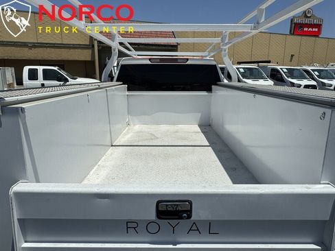 Used 2020 Chevrolet Silverado 2500 W/T w/ WT Convenience Package image 9