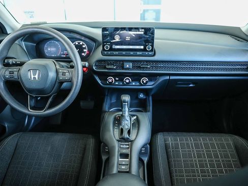 Used 2025 Honda HR-V LX image 16