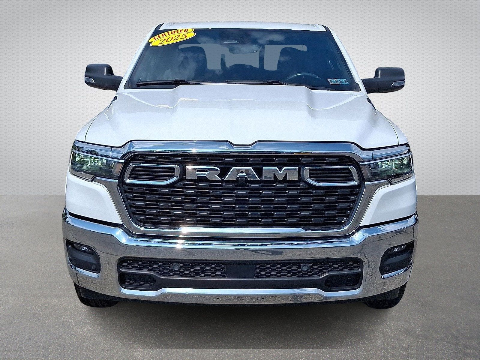 Used 2025 RAM 1500 Big Horn AWD/4WD image 2