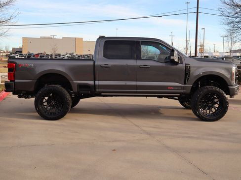 New 2026 Ford F250 Platinum image 2