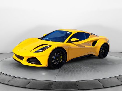 New 2025 Lotus Emira image 3