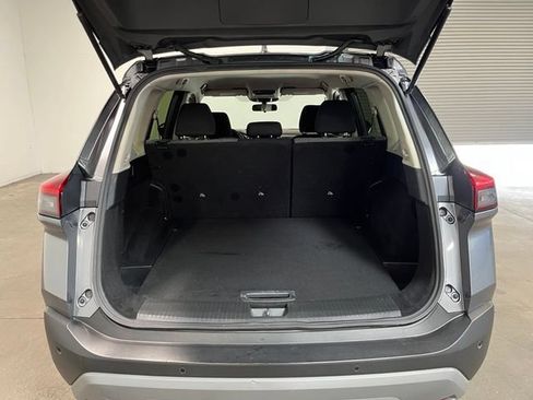 Used 2023 Nissan Rogue SV FWD image 16