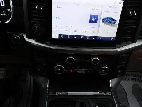 Used 2021 Ford F150 Lariat w/ Equipment Group 502A High image 17