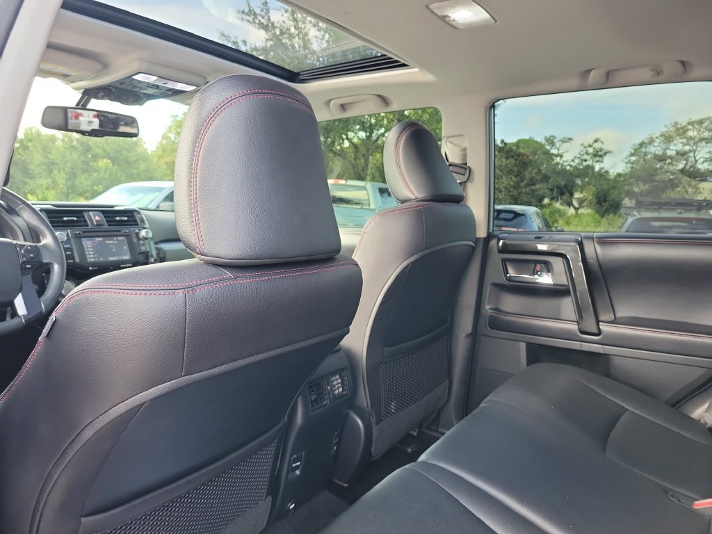 Used 2017 Toyota 4Runner TRD Off-Road Premium AWD/4WD image 25