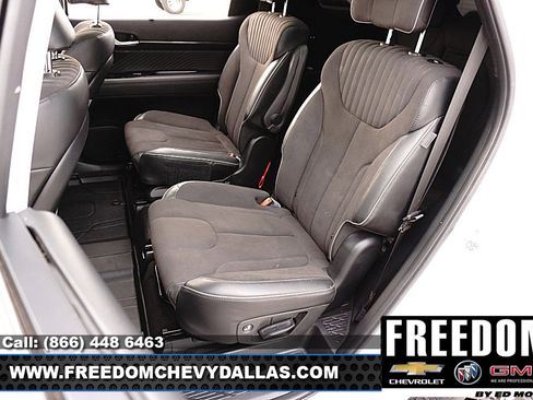 Used 2024 Hyundai Palisade Calligraphy image 10