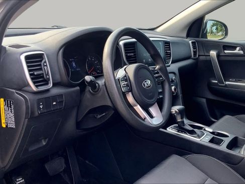 Used 2020 Kia Sportage LX FWD image 16