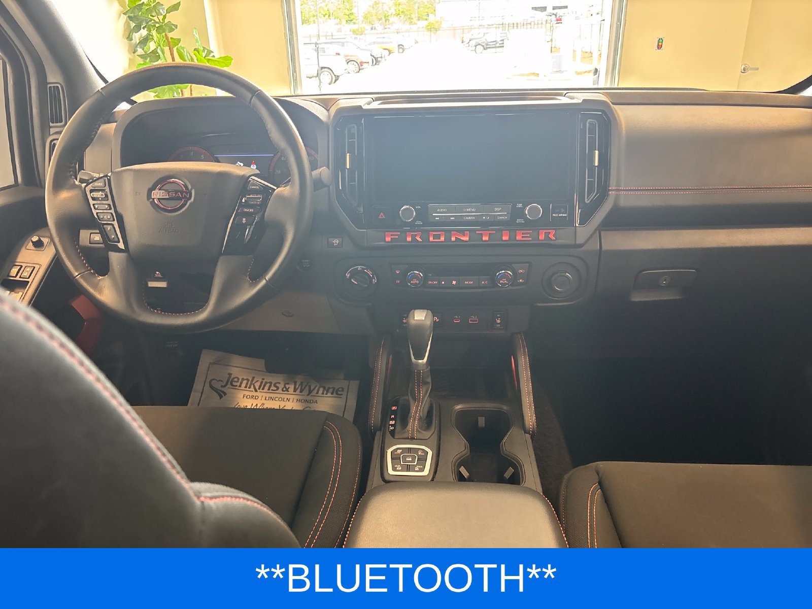 Used 2026 Nissan Frontier PRO-4X w/ Pro-4x Convenience Package AWD/4WD image 8