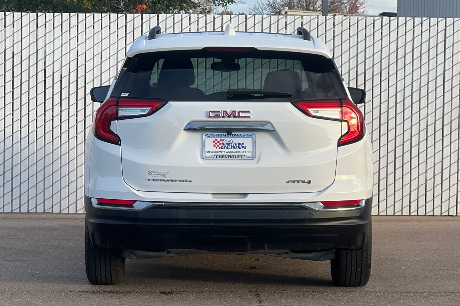 Used 2024 GMC Terrain AT4 w/ Infotainment Package II AWD/4WD image 5