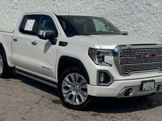 Used 2020 GMC Sierra 1500 Denali w/ Denali Ultimate Package AWD/4WD video 1