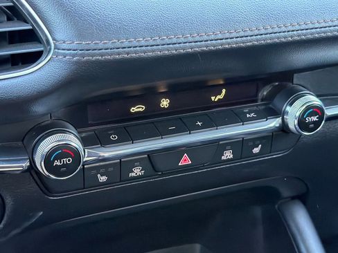 Certified 2023 MAZDA MAZDA3 s AWD/4WD image 19