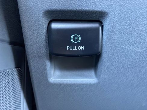 Used 2025 Ford F150 XLT w/ Equipment Group 301A Standard image 35