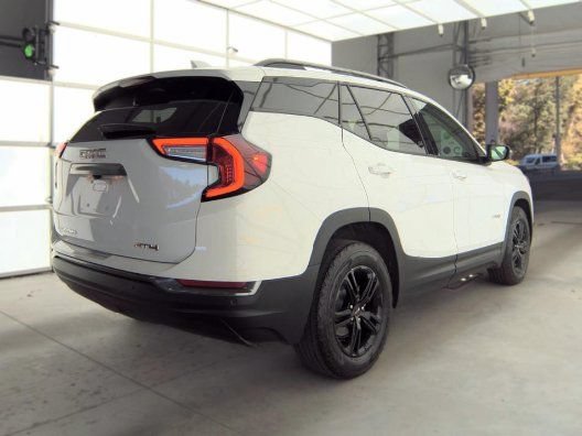 Used 2023 GMC Terrain AT4 w/ Tech Package AWD/4WD image 5