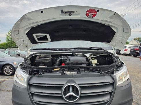 Used 2021 Mercedes-Benz Sprinter 2500 image 26