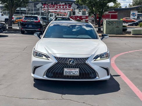 Used 2019 Lexus ES 350 w/ Premium Package FWD image 6