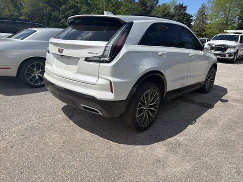 Used 2024 Cadillac XT4 Sport image 5