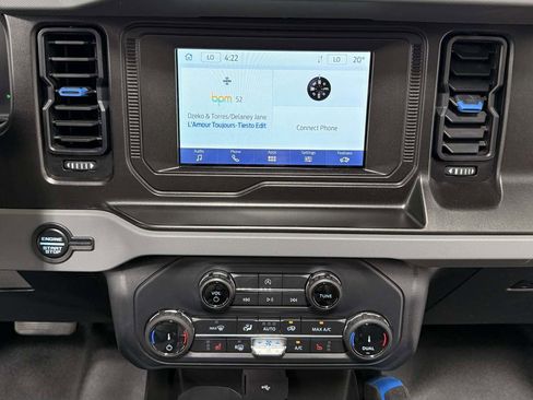 Used 2022 Ford Bronco Black Diamond image 24