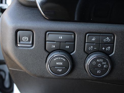 Used 2026 Chevrolet Silverado 2500 LT w/ Trail Boss Package image 9