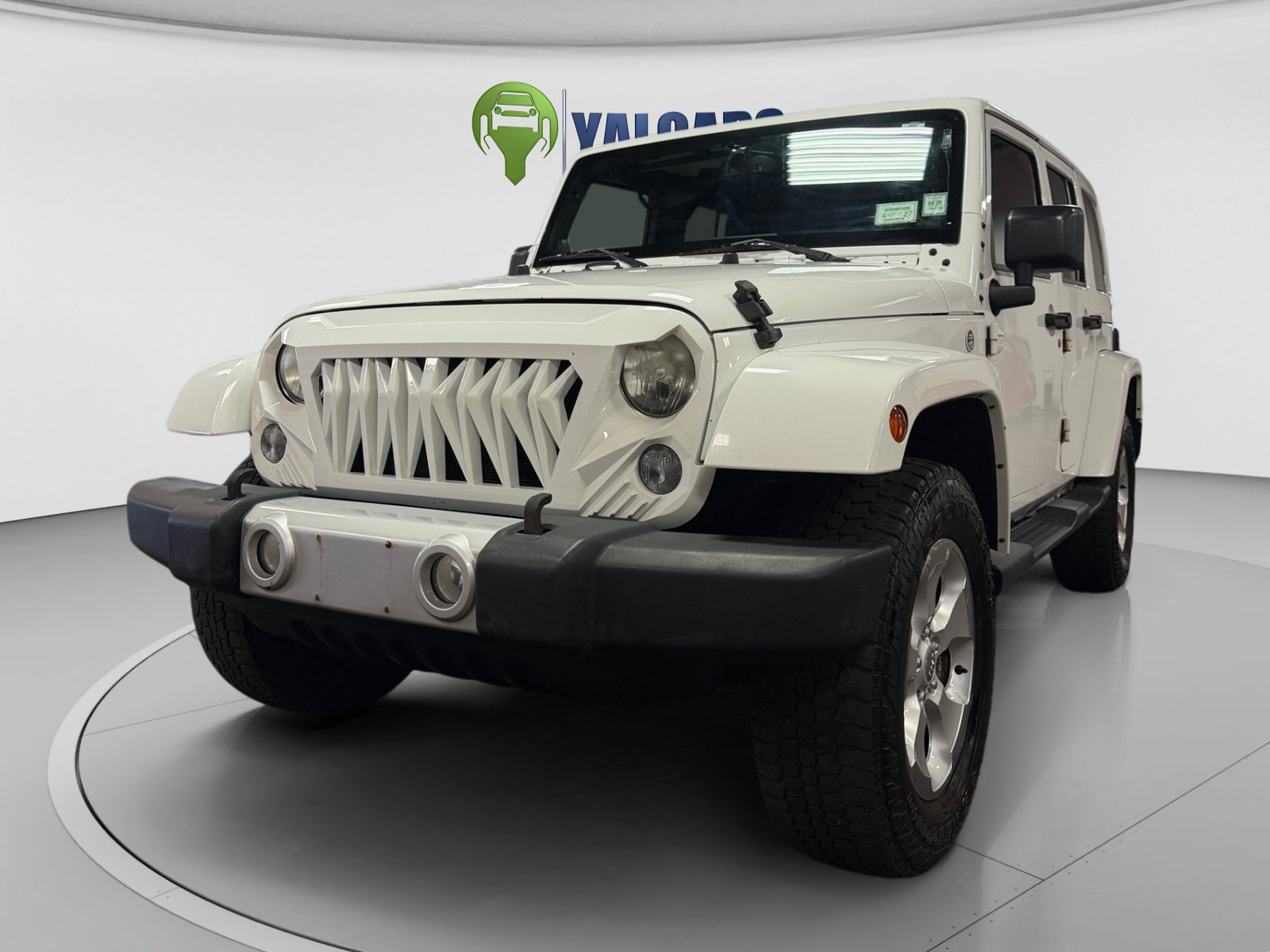 Used 2014 Jeep Wrangler Unlimited Sahara w/ Connectivity Group AWD/4WD image 9
